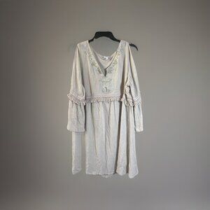 Shyanne Country Western Style Bell Sleeve Butterfly Wing Beige Size Large Dress